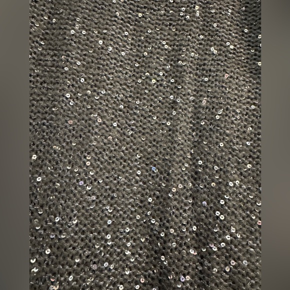 Apt.9 Sequin Top - Picture 4 of 8